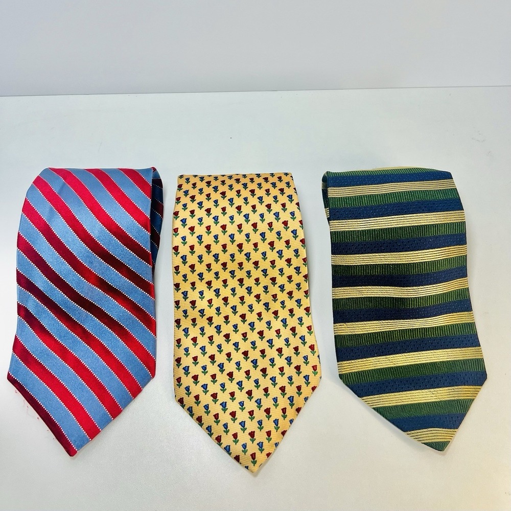 Lot of 3 Vintage Tommy Hilfiger Men's 100% Silk Neckties Stripes & Floral Preppy